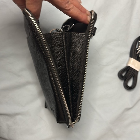 Leather crossbag - Picture 8 of 12